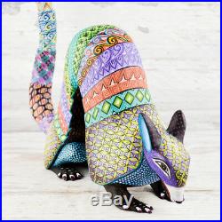 A1314 Armadillo Alebrije Oaxacan Wood Carving Painting Handcrafted Folk Art Mexi
