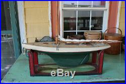 ANTIQUE MODEL SLOOP POND BOAT + FOLK ART STAND with SEASCAPE PAINTING Medford MA
