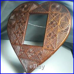 Vintage Tramp Art Chip Notch Wood Handmade Heart Picture Frame folk primitive